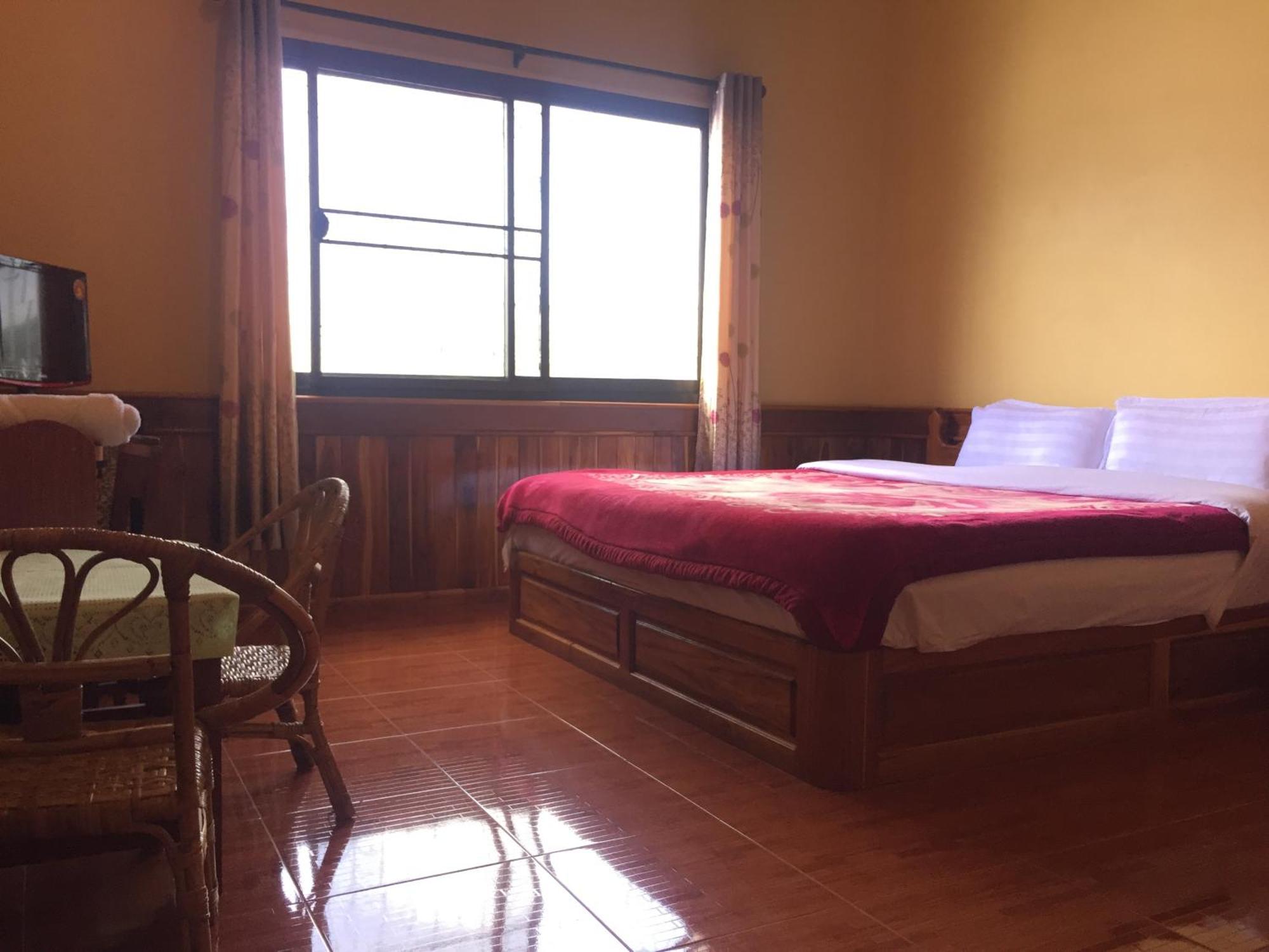 Oudomphone Guesthouse 2 フアイサーイ郡 エクステリア 写真